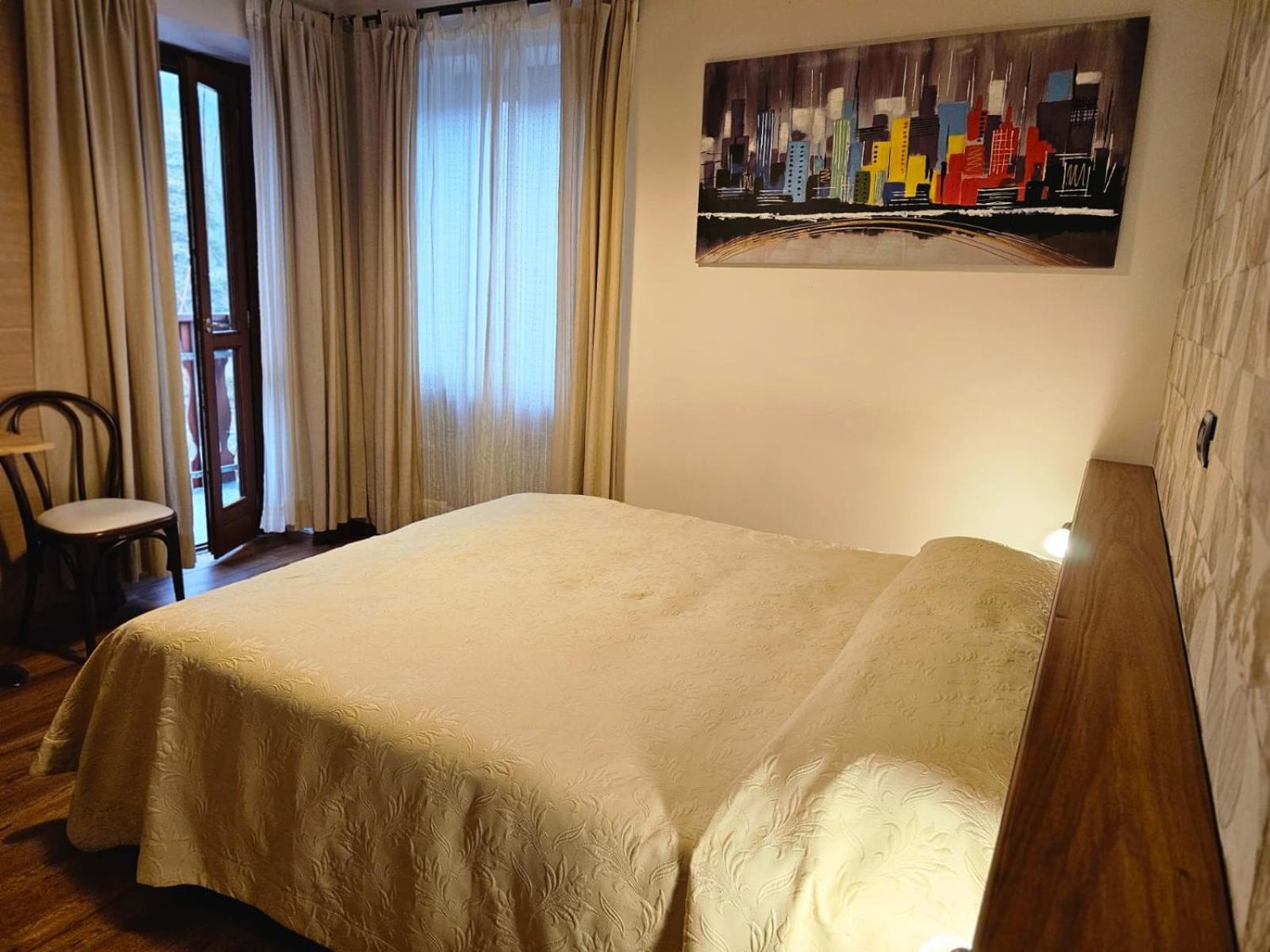 Hotel Bucaneve Bardonecchia Exterior photo