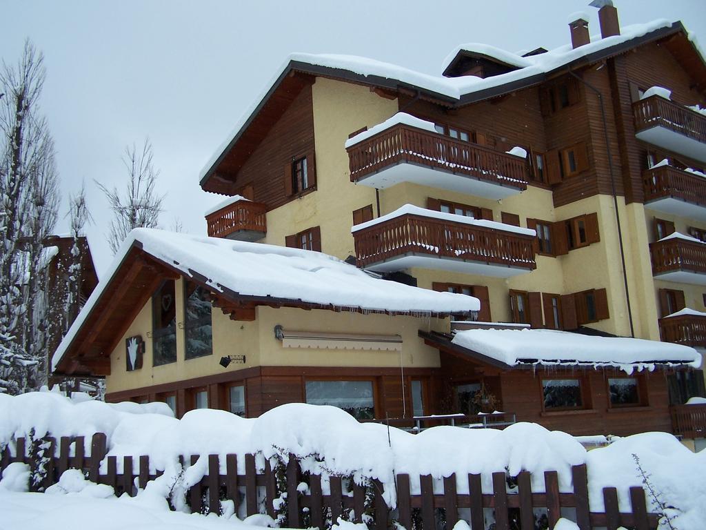 Hotel Bucaneve Bardonecchia Exterior photo
