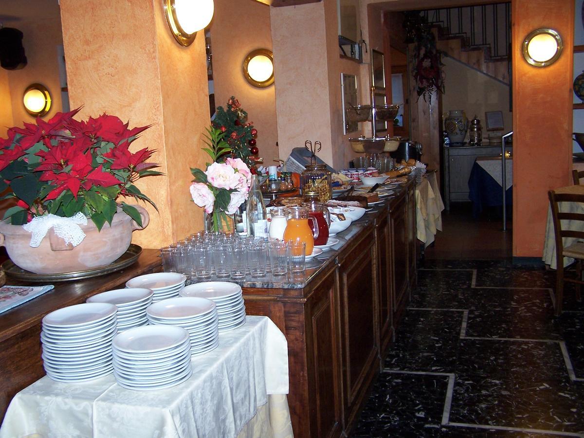Hotel Bucaneve Bardonecchia Exterior photo