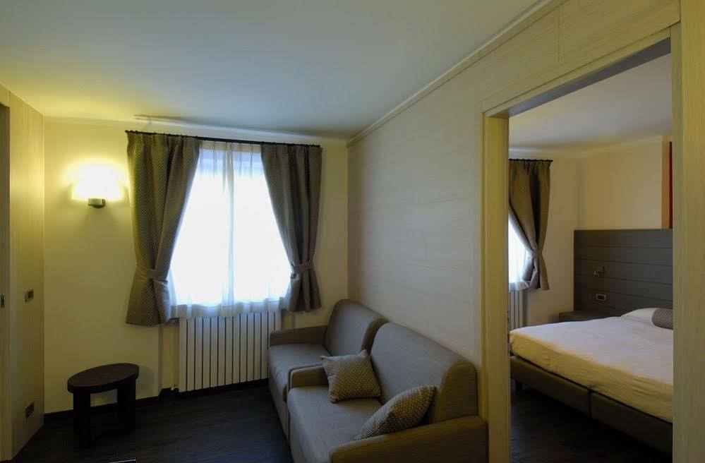 Hotel Bucaneve Bardonecchia Exterior photo